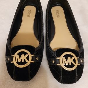 Michael kors size 9 shoes black suede